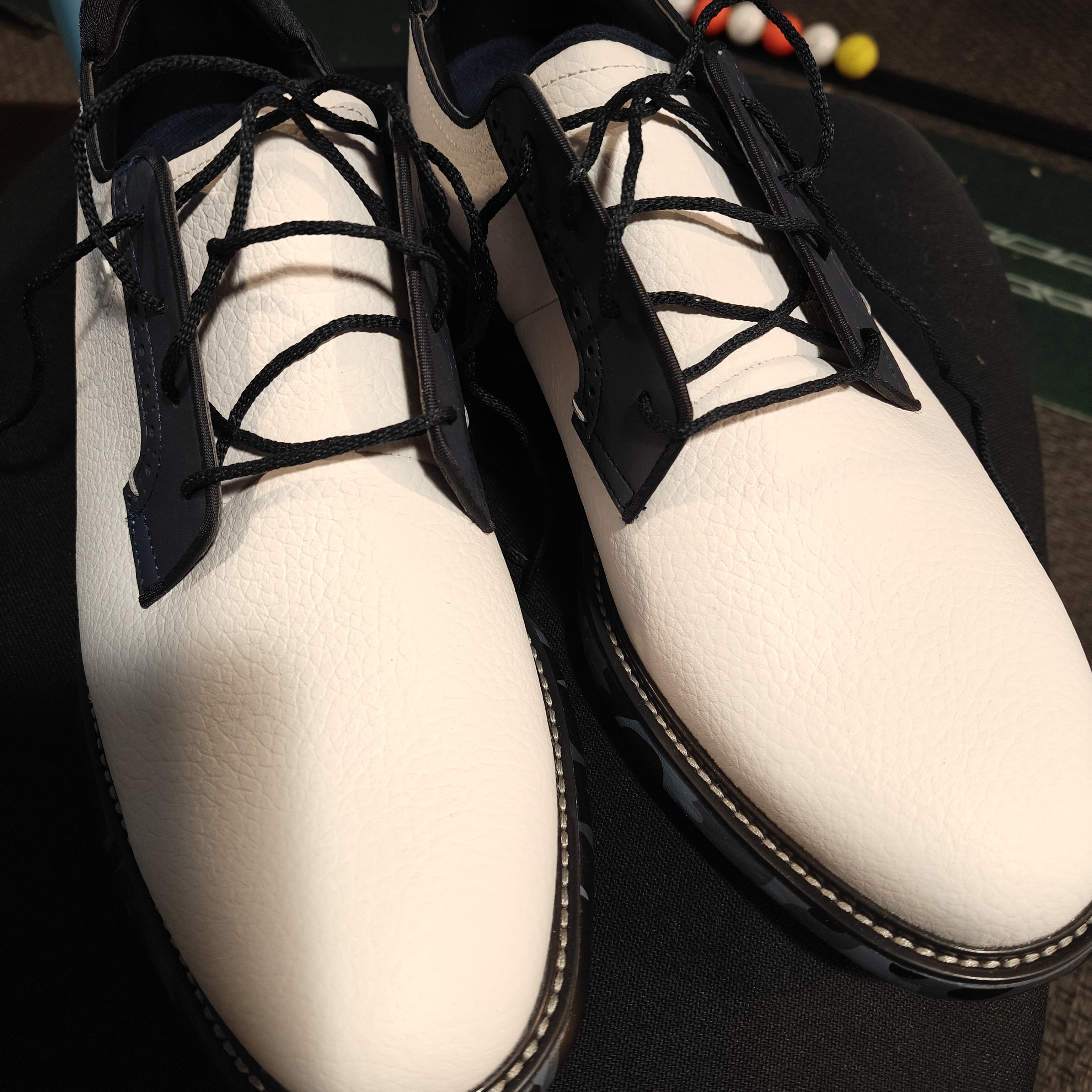 Classic White Leather Men's Shoes